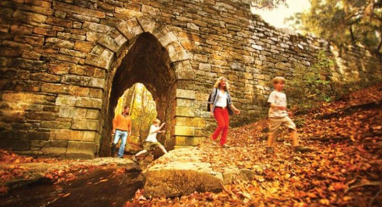 Poinsett Bridge, South Carolina, USA